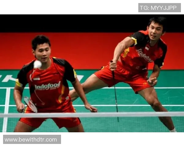 重庆羽毛球队区域防守策略深度解析与实战应用探讨